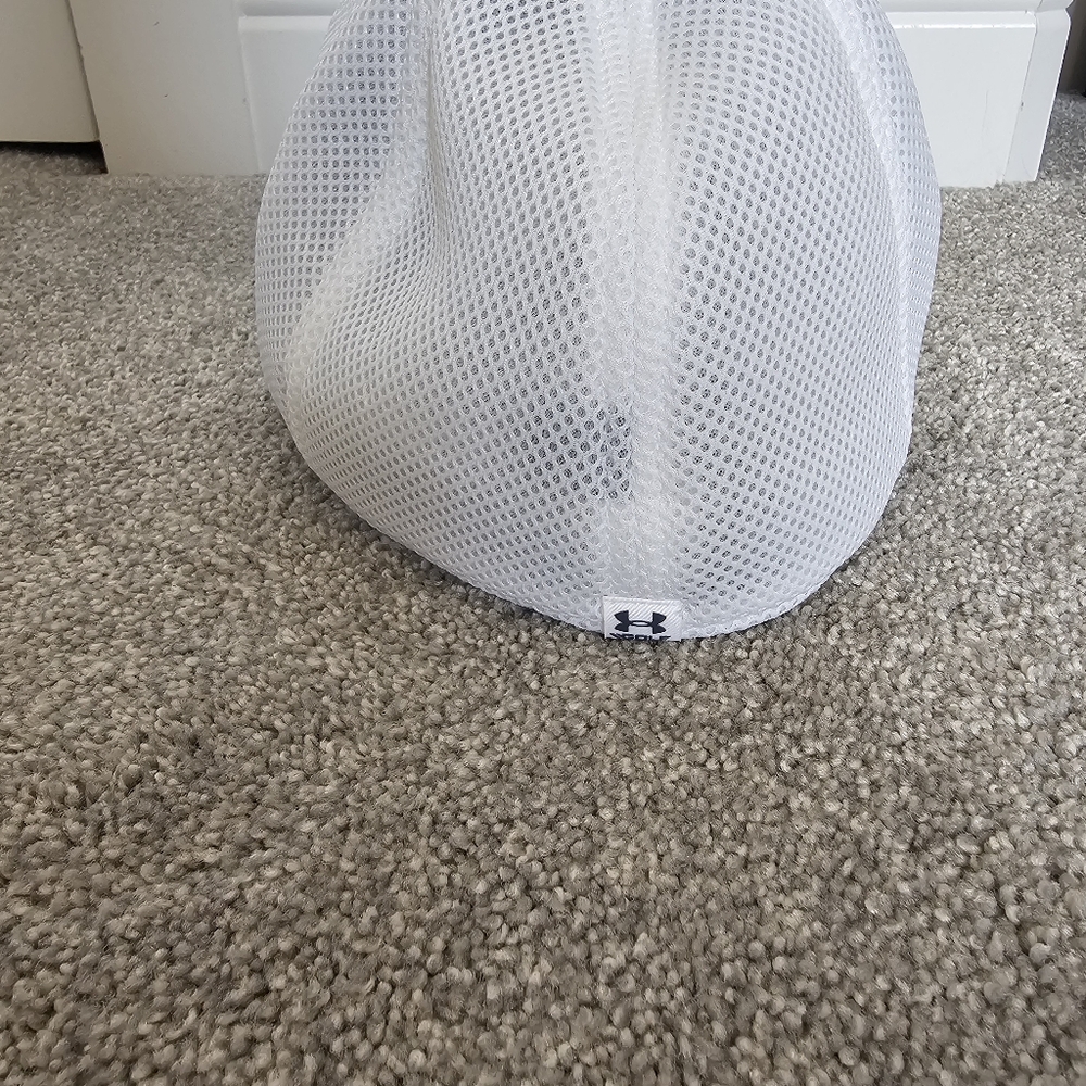 Under Armour Iso-Chill Driver Mesh - Picture 7 of 10